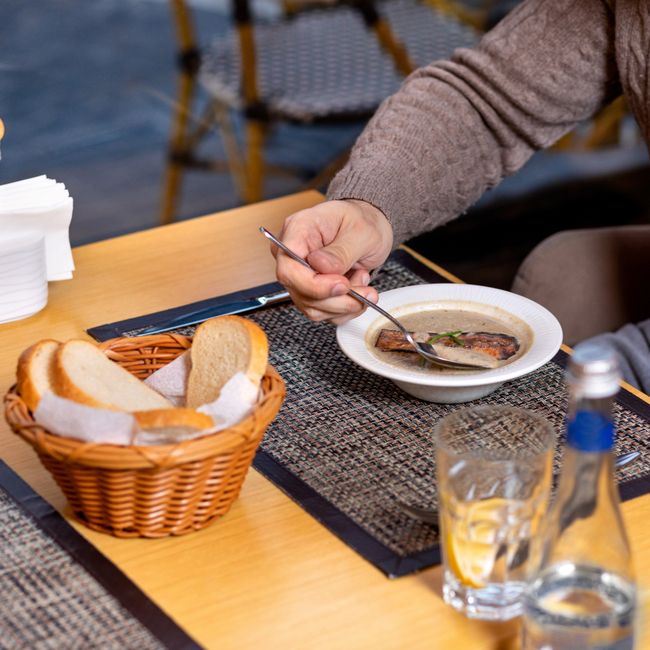 2 LITER ELEGANT TABLE FORK SET